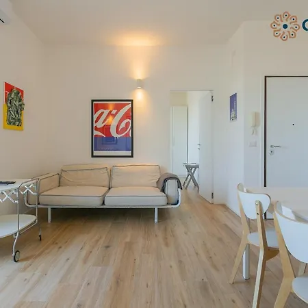 Emma's House By Apulia باري