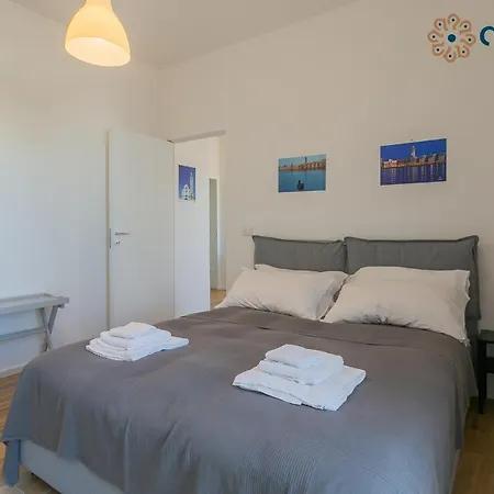 Emma's House By Apulia Apartment